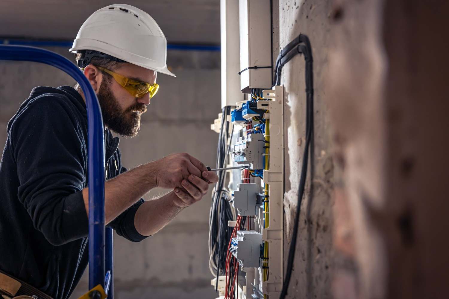 Engineer running boiler fault diagnostics in Richmond